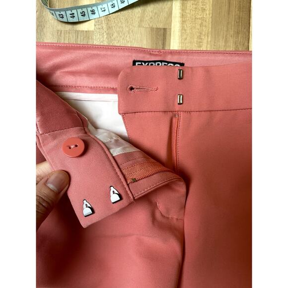 Express Columnist Tapered Mid Rise Salmon Pink Pants - Size 0S - Picture 4 of 6